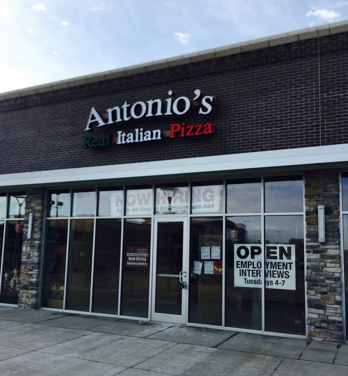 Image of Antonio's Real Italian Pizza eatery